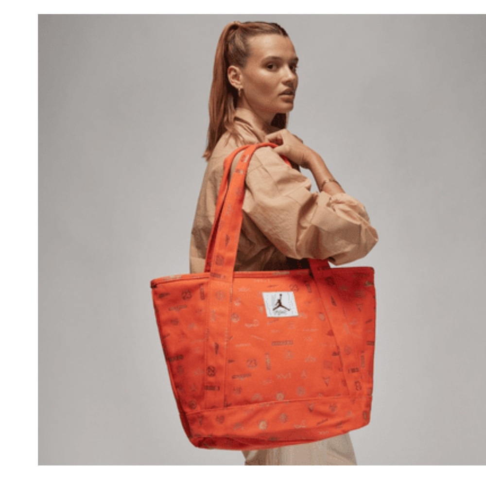 Jordan Flight Printed Recycled Cotton Carryall Tote 38 L
